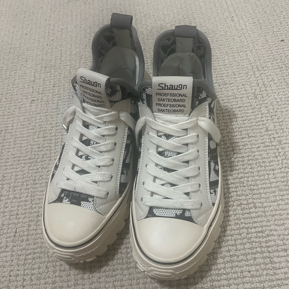Shaugn Professional Skateboard Sneakers